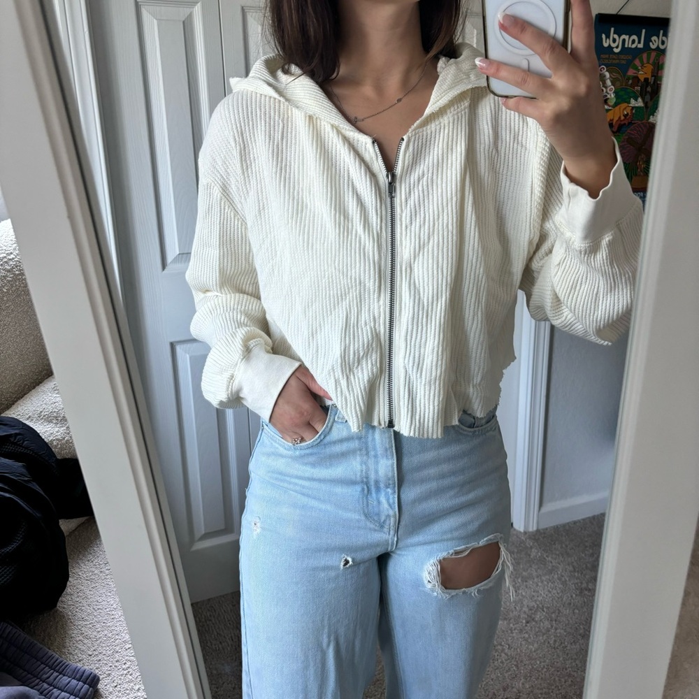 Double Zero Cream Waffle Zip Up Sweater